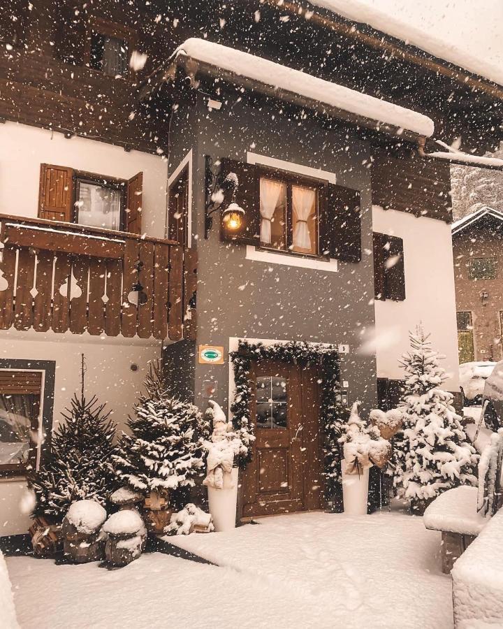 Bed and Breakfast Garni Monika Канацеї Екстер'єр фото