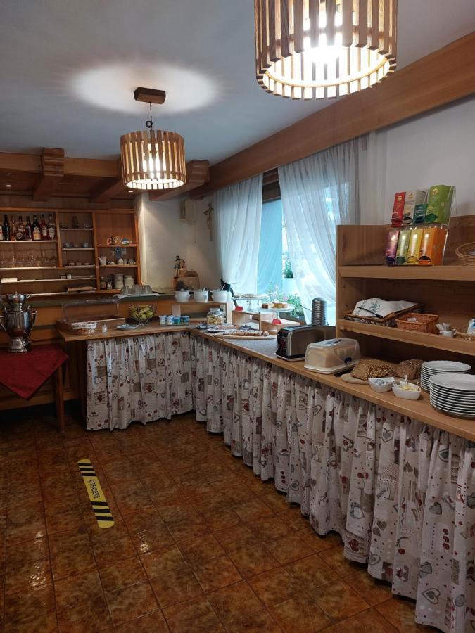 Bed and Breakfast Garni Monika Канацеї Екстер'єр фото